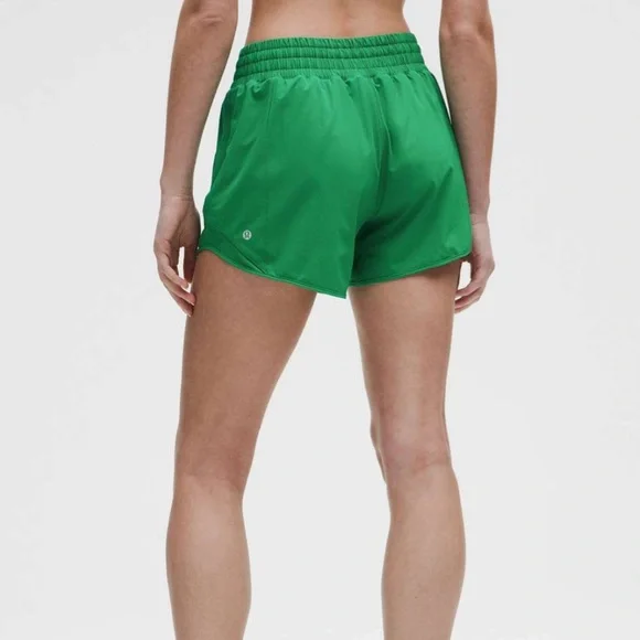 NWT Lululemon Hotty Hot W’s Sz 6 High-Rise Lined Short 4" in Raceway Green - Picture 3 of 7